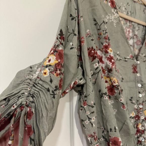 Love Stitch Blouse - Picture 3 of 7